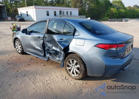 2022 Toyota Corolla Le z USA, uszkodzony, nr VIN JTDEPMAEXNJ224722